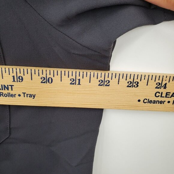 Figs Leone Three Pocket Scrubs Top Men Size Large NWT Short Sleeve V Neck - Picture 8 of 10